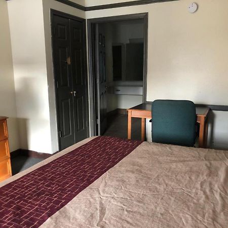Airport Inn And Suites Tulsa Zewnętrze zdjęcie
